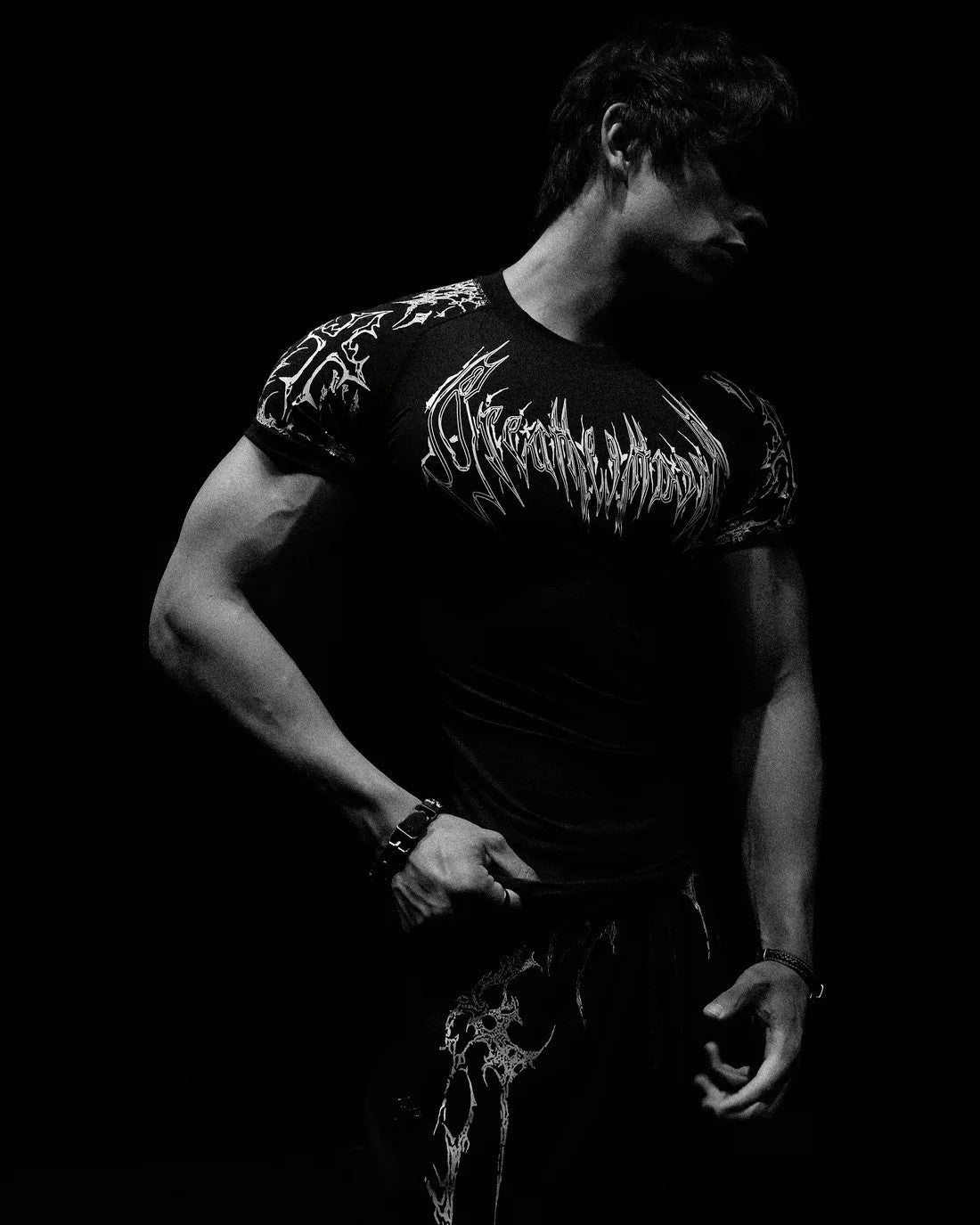 Dark-Style Stretchy Quick-Dry Compression Sports T-Shirt